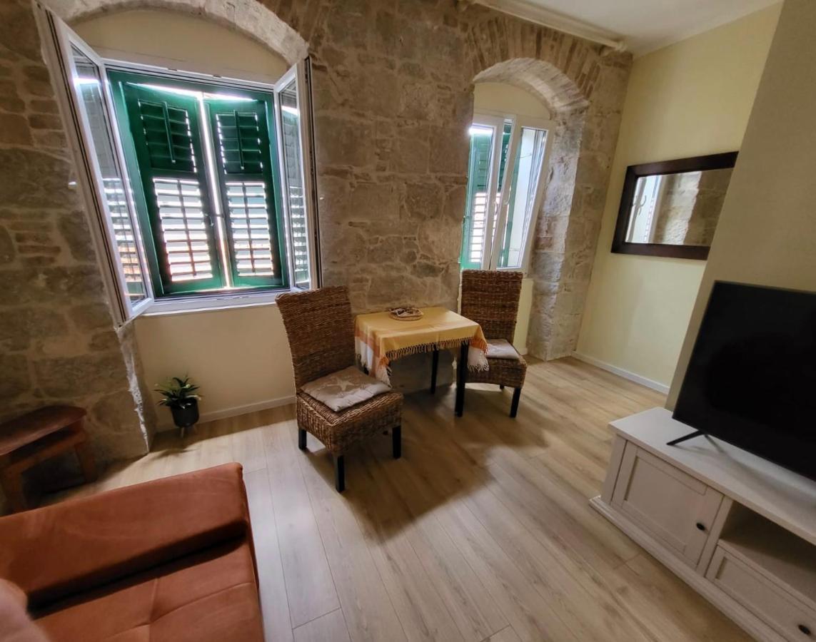Devivi Apartments Σπλιτ Εξωτερικό φωτογραφία